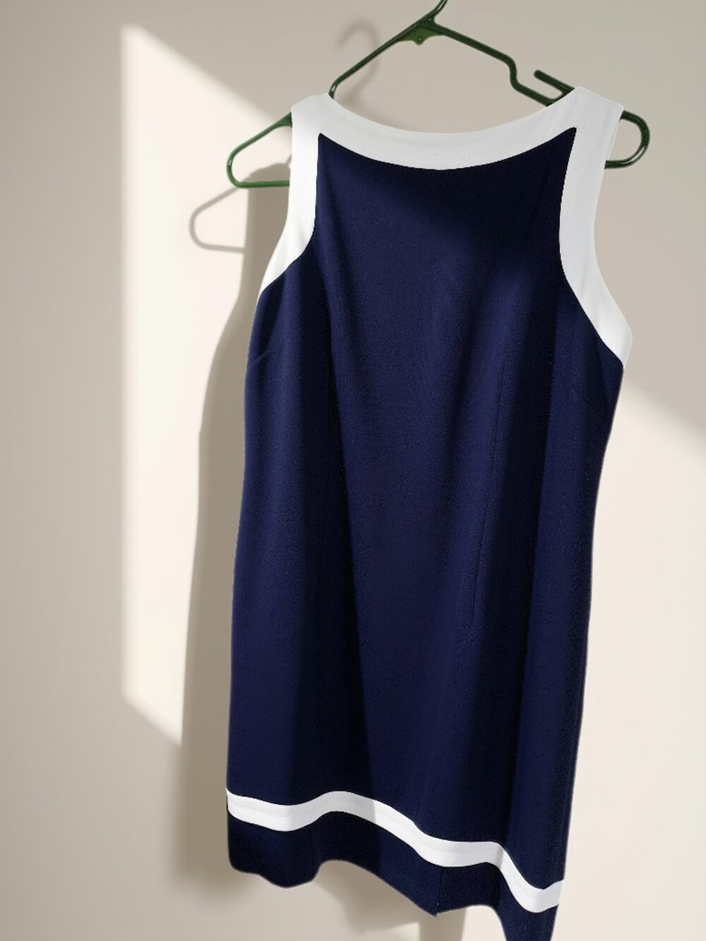 Amanda Smith Petite Navy & White Colorblock Sheath Dress 10P